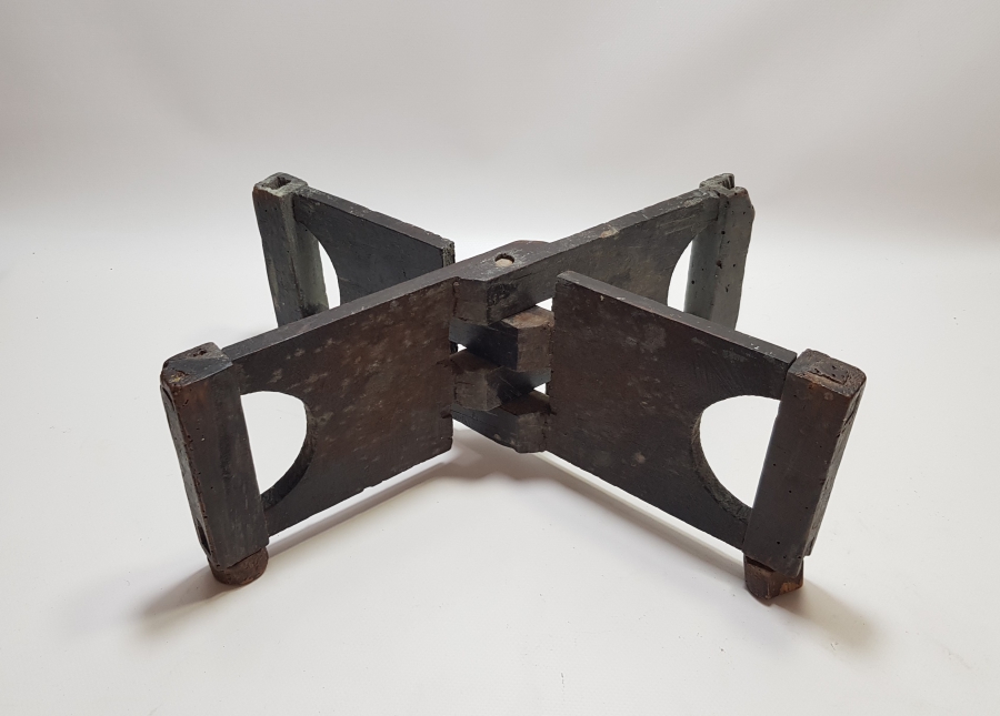 OSMANLI DÖNEMİ AHŞAP SOFRA ALTLIĞI