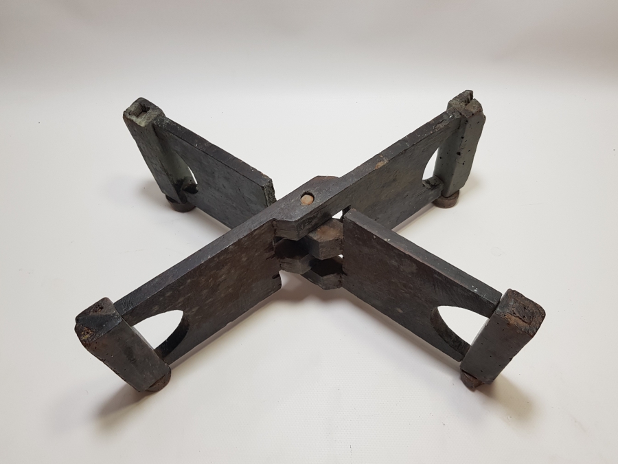 OSMANLI DÖNEMİ AHŞAP SOFRA ALTLIĞI