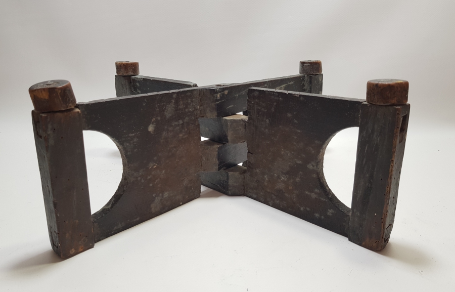 OSMANLI DÖNEMİ AHŞAP SOFRA ALTLIĞI