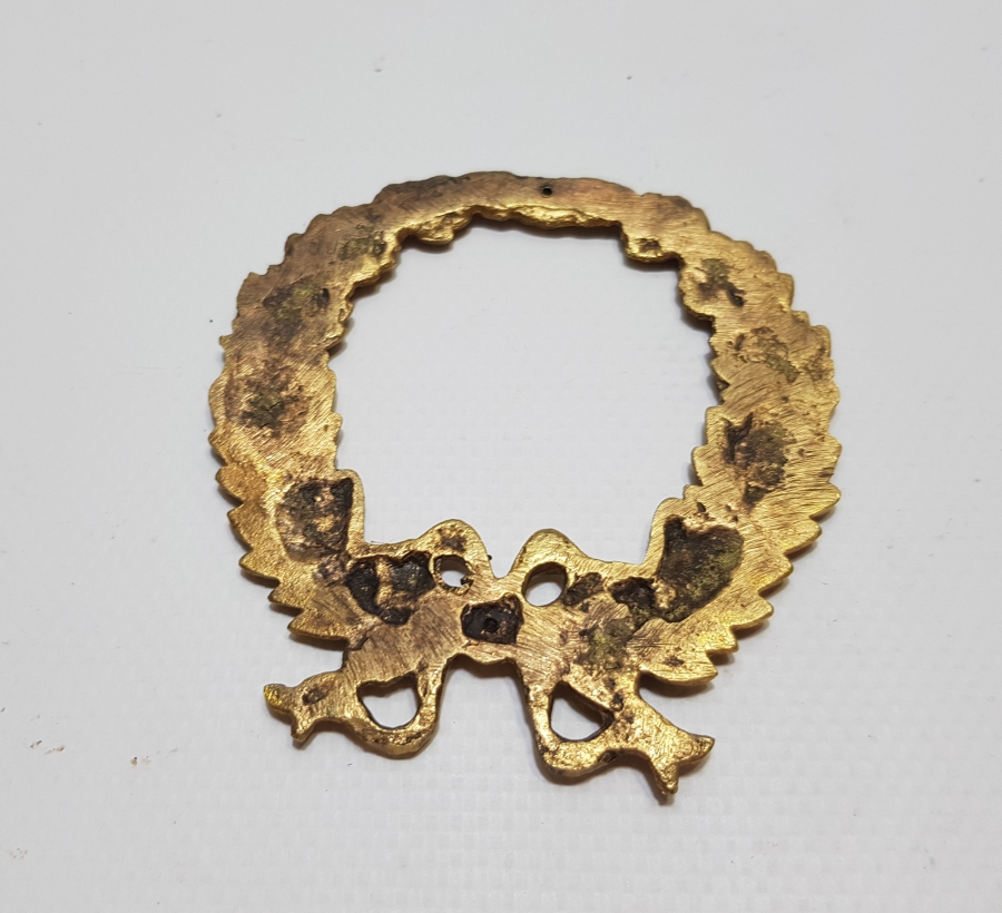 OSMANLI DÖNEMİ KABARTMA İŞÇİLİKLİ SALTANAT ÇELENKLİ FAYTON APLİĞİ