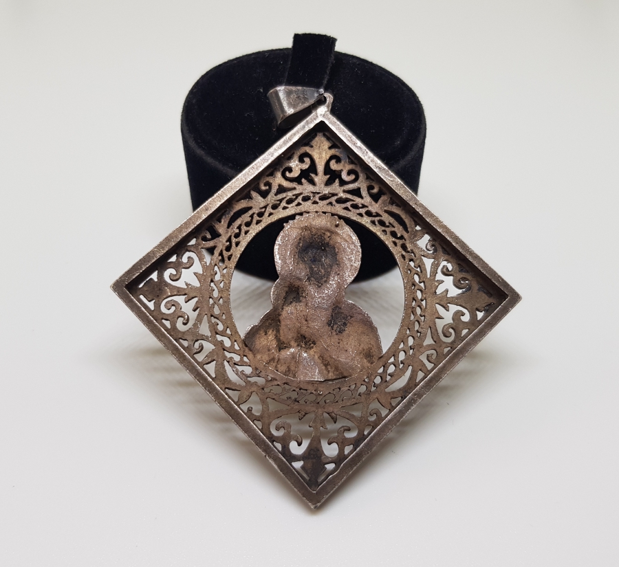 TESTERE İŞÇİLİKLİ OSMANLI DÖNEMİ EL YAPIMI GÜMÜŞ İKONA PARÇASI