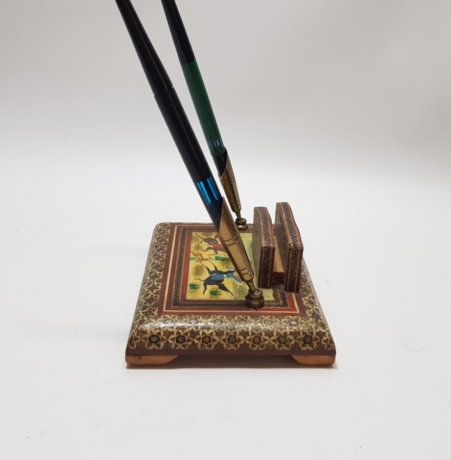 MİNYATÜR VE MARKUTERİ İŞÇİLİKLİ ANTİKA MASA ÜSTÜ KALEMLİĞİ