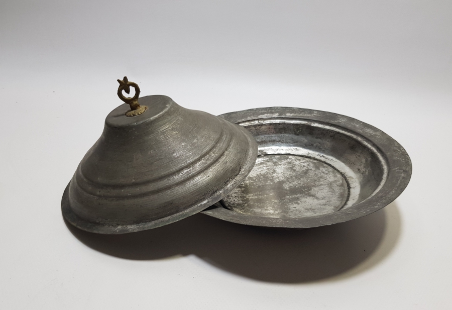 TUTMACI AY YILDIZLI OSMANLI DÖNEMİ KAPAKLI LENGER