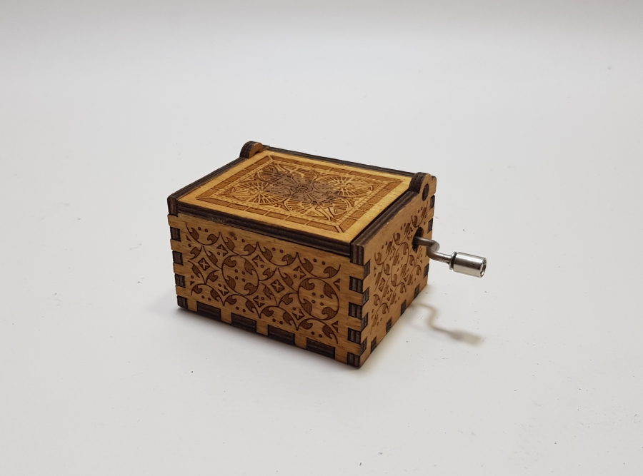 EL YAPIMI HARRY POTTER MÜZİĞİ ÇALAN LATERNALI KUTU.