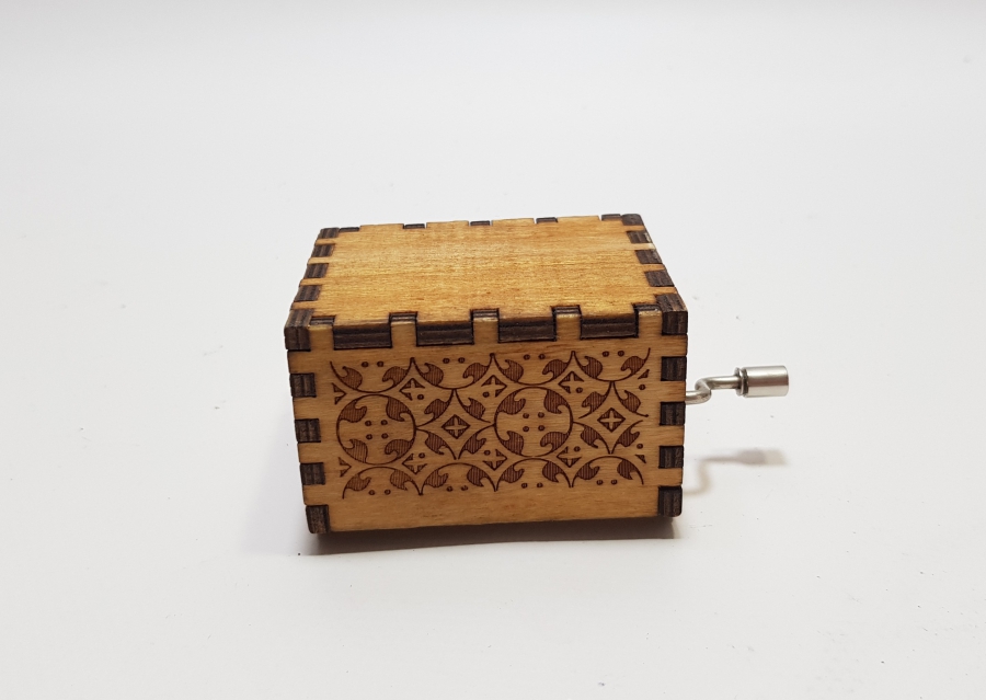 EL YAPIMI HARRY POTTER MÜZİĞİ ÇALAN LATERNALI KUTU.