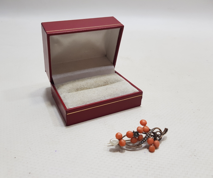 ÜZERİ İNCİ VE MERCANLARLA SÜSLÜ OSMANLI DÖNEMİ ALTIN BROŞ