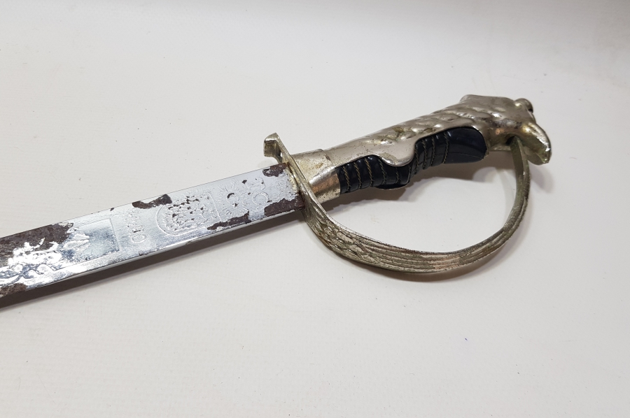 KARTAL BAŞLI ANTİKA HAVACI SUBAY KILICI