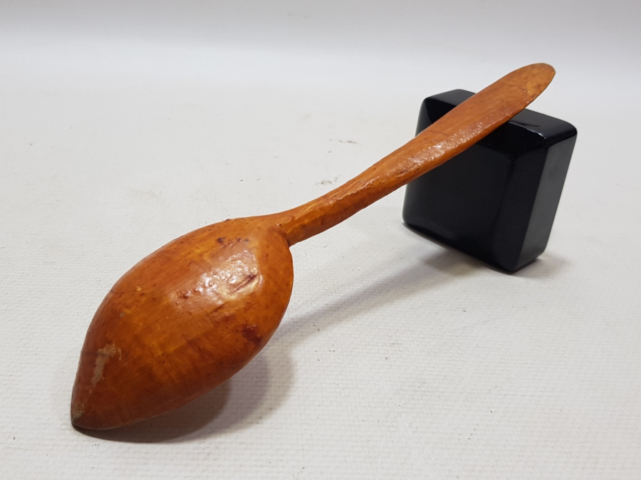 TAMAMI EL YAPIMI KÖK BOYAYLA "AFİYET OLSUN EFENDİM" YAZILI OSMANLI DÖNEMİ TAHTA KAŞIK.