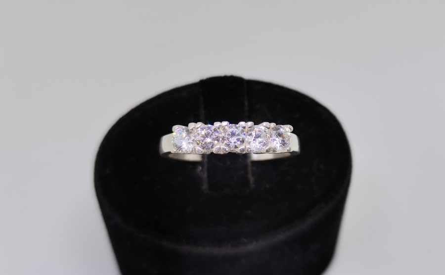 BEŞTAŞ MODEL GÜMÜŞ YÜZÜK