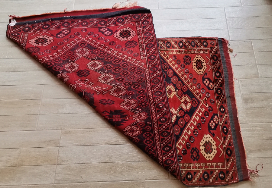 OSMANLI DÖNEMİ NADİR RENKTE KIZ BERGAMA HALISI