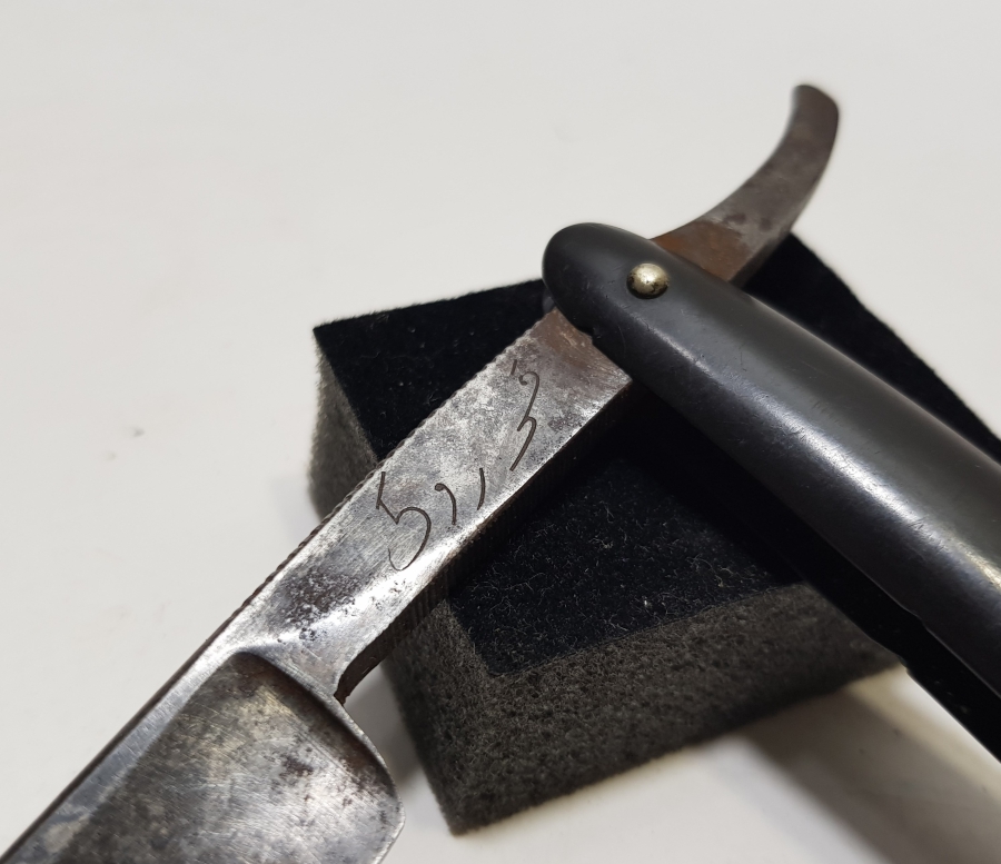 ÜZERİNDE OSMANLICA SAHİBİNİN ADININ YAZILI OLDUĞU NADİR SÜNNETÇİ USTURASI