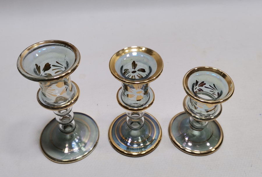 ÜZERİ ALTIN VARAKLI ANTİKA CAM MUMLUK TAKIMI