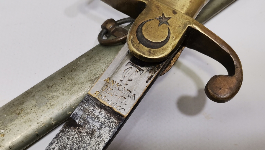 1940 TARİHLİ BOYNUZ SAPLI NADİR SUBAY KILICI