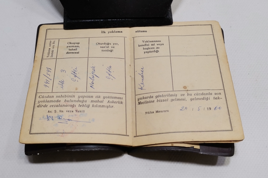 1960LARDAN ANTİKA HÜVİYET - NÜFUS CÜZDANI