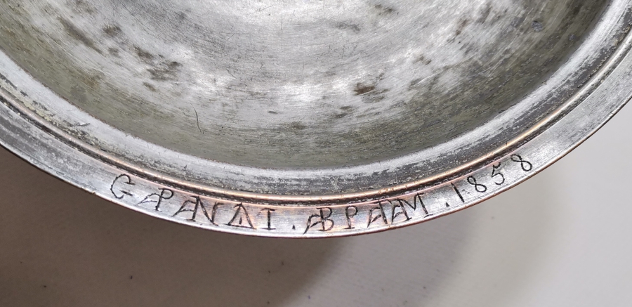 1858 TARİHLİ OSMANLI DÖNEMİ RUMCA YAZILI BAKIR TABAK