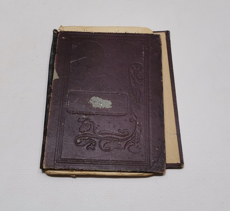 OSMANLI DÖNEMİ İÇİNDE EBCED VE TILSIMLAR BULUNAN EL YAZMA KİTAP