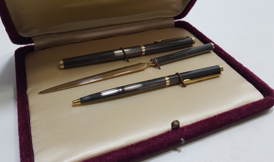 ORİJİNAL KUTUSUNDA ANTİKA KALEM SETİ