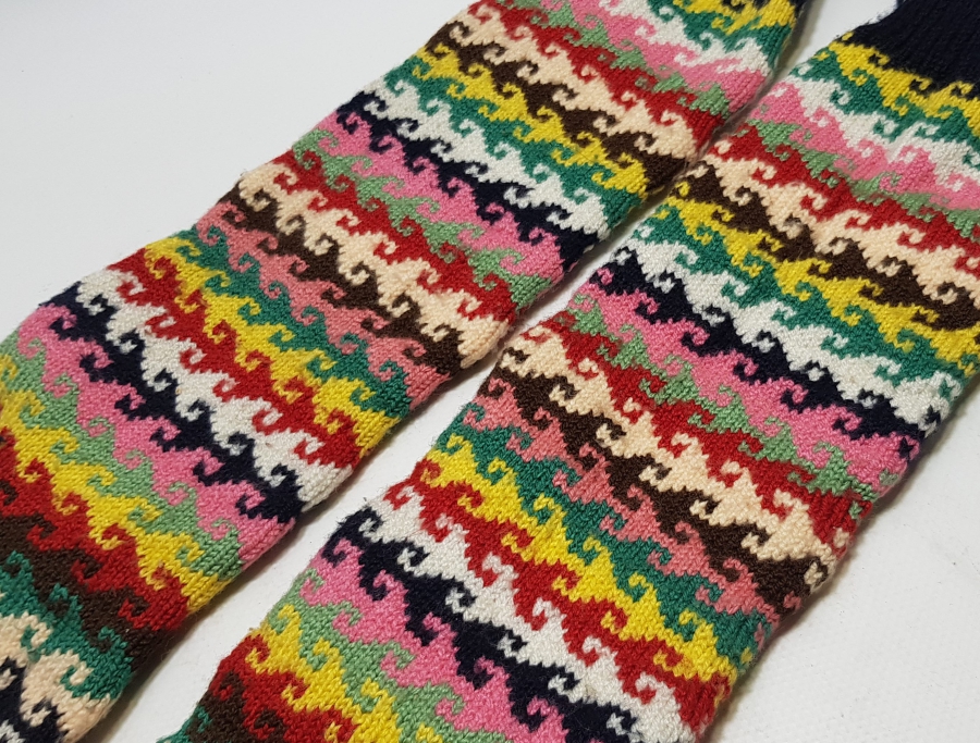 OSMANLI DÖNEMİ EL ÖRME YÖRÜK İŞİ KOÇ BAŞLI ERKEK ÇORABI