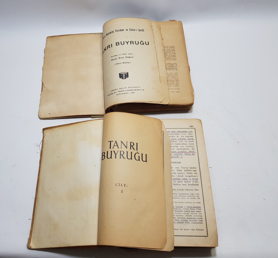 1947 YILI TANRI BUYRUĞU ÇOK NADİR İKİ CİLTLİK TÜRKÇE KUR'AN-I KERİM