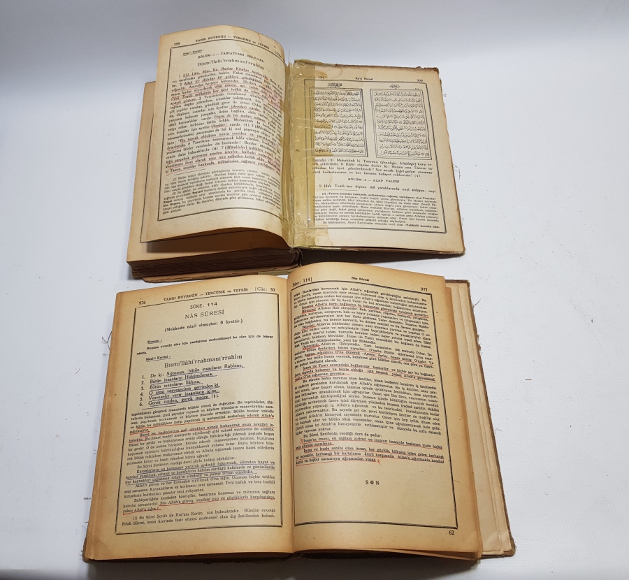 1947 YILI TANRI BUYRUĞU ÇOK NADİR İKİ CİLTLİK TÜRKÇE KUR'AN-I KERİM