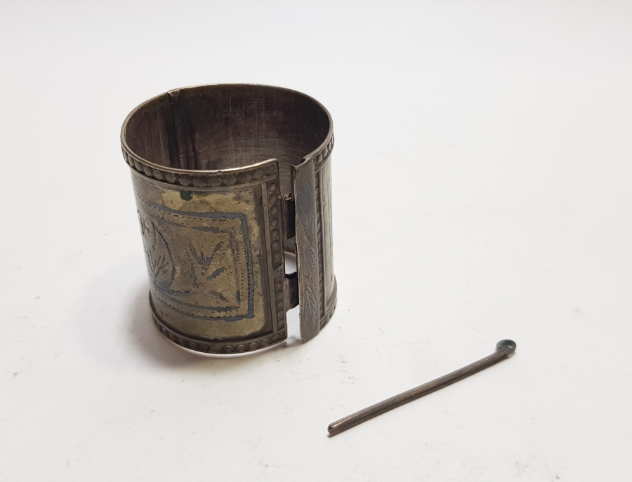 ÜZERİ OSMANLICA YAZILI VE AY YILDIZLI OSMANLI DÖNEMİ SAVATLI BÜYÜK BOY GELİN BİLEZİĞİ