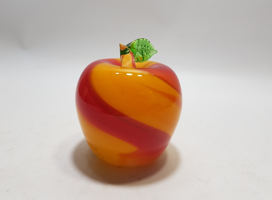 ANTİKA MURANO BÜYÜK BOY ELMA FORMUNDA YAPILMIŞ MASA ÜSTÜ OBJESİ