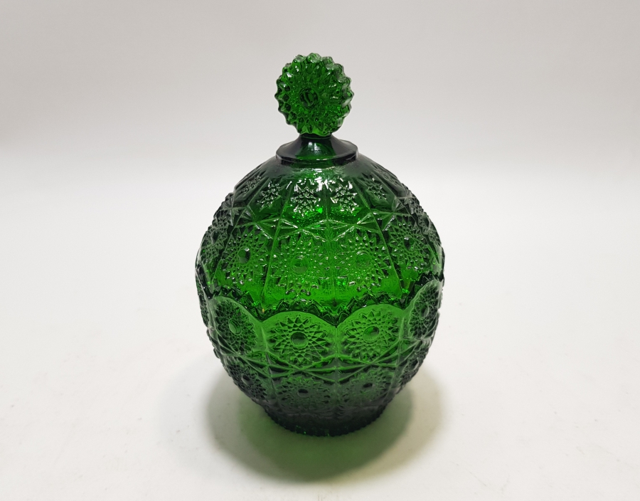 OSMANLI DÖNEMİ KABARTMA İŞÇİLİKLİ NADİR FORMDA KAPAKLI MACUNLUK