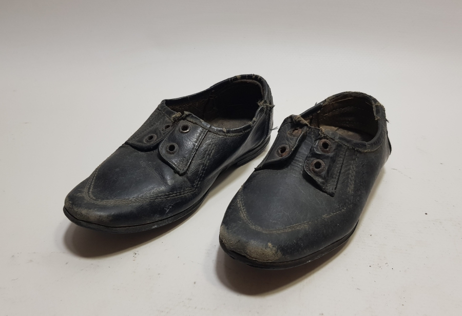 OSMANLI DÖNEMİ ÇOK NADİR DERİ ÇOCUK AYAKKABISI