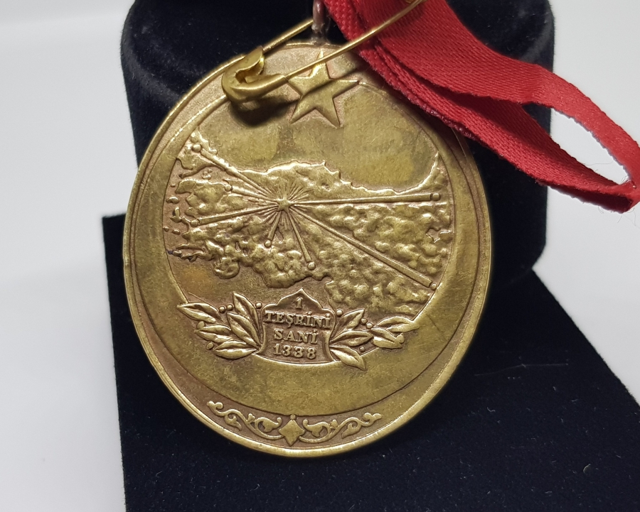 ÇİL KONDİSYONDA İSTİKLAL MADALYASI