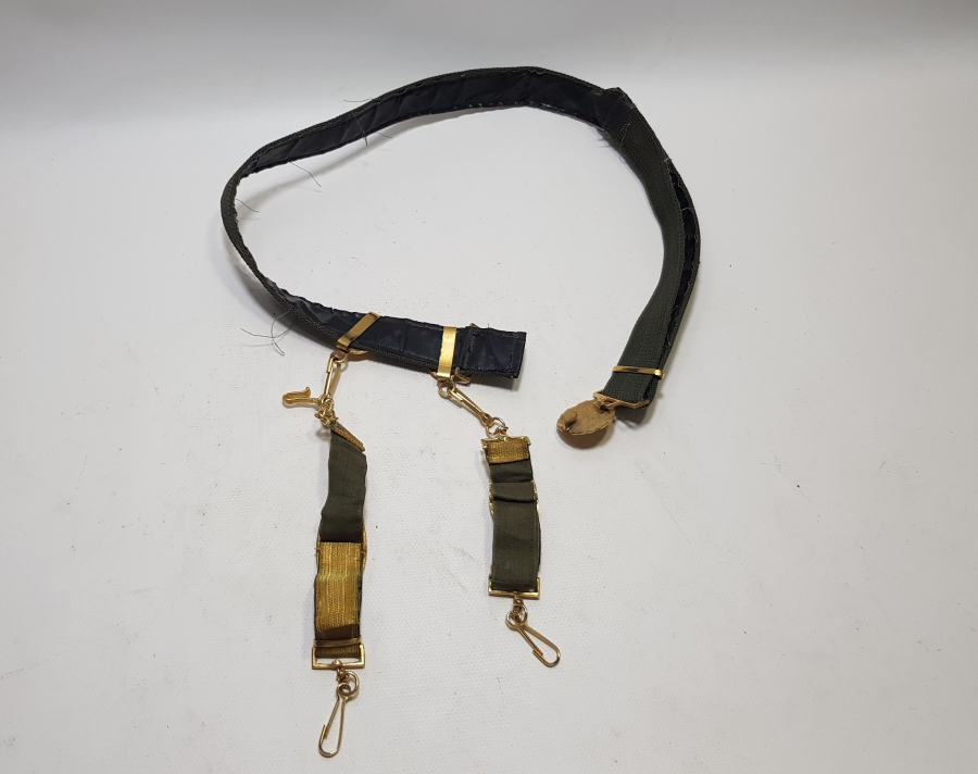 CUMHURİYET BAŞLARI ÇİL KONDİSYONDA ANTİKA SUBAY KEMERİ