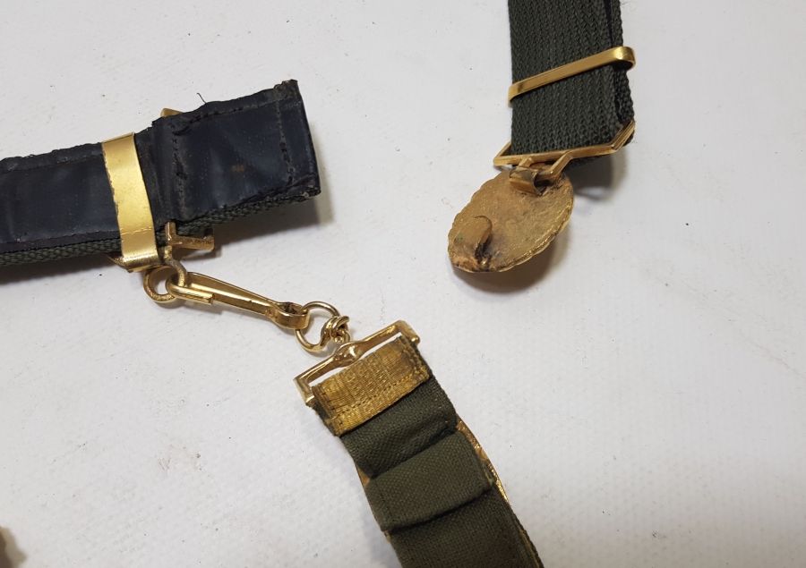 CUMHURİYET BAŞLARI ÇİL KONDİSYONDA ANTİKA SUBAY KEMERİ