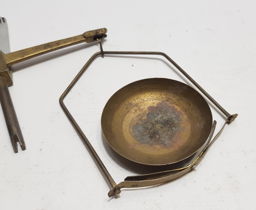 ANTİKA KUYUMCU TERAZİSİ PARÇALARI VE AĞIRLIKLARI