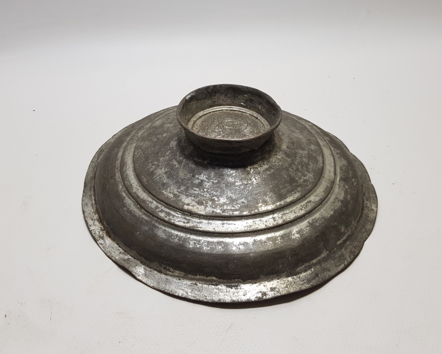 ÜZERİ OSMANLICA YAZILI OSMANLI DÖNEMİ HİLALİ AHMER TENCERE KAPAĞI