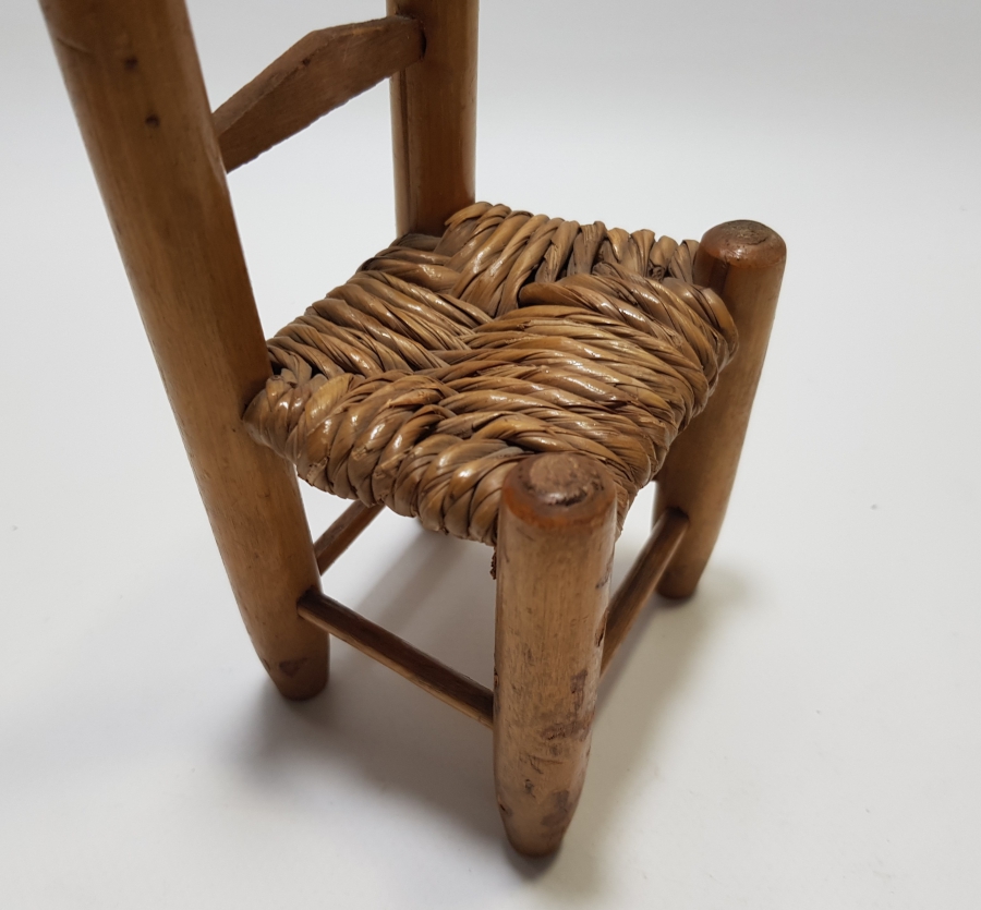 OSMANLI DÖNEMİ EL YAPIMI HURMA HASIRLI HİCAZ HATIRASI OYUNCAK ÇOCUK SANDALYESİ