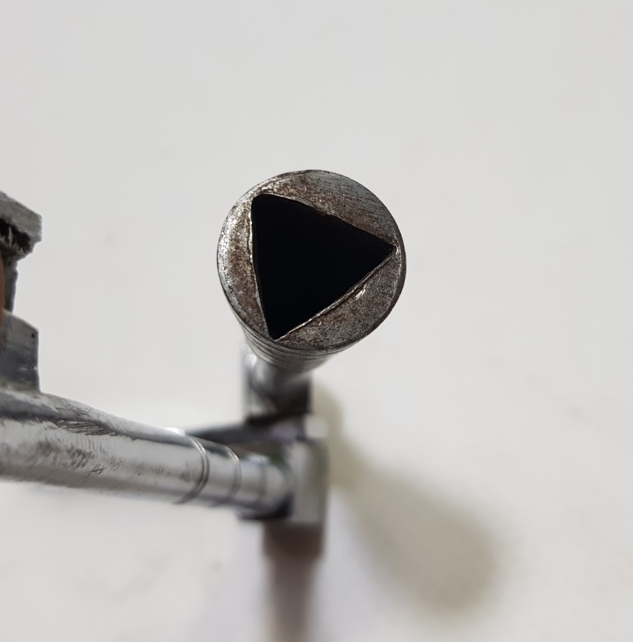 CUMHURİYET BAŞLARI ANTİKA KONDÜKTÖR ANAHTARI