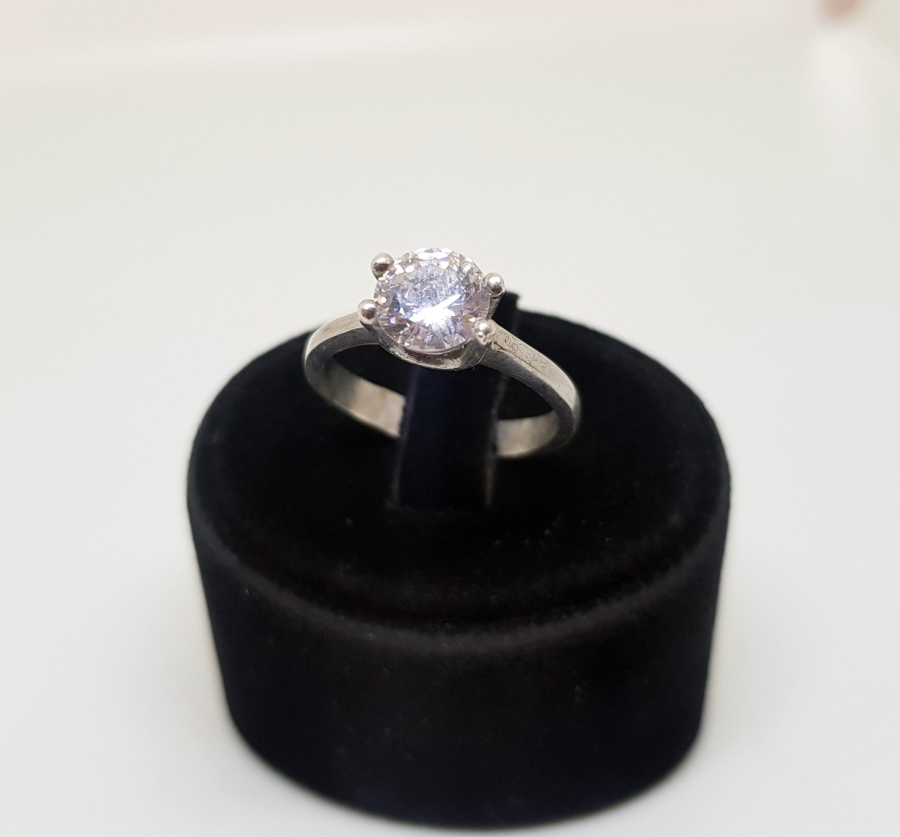 TEK TAŞ MODEL MARGAZİT TAŞLI GÜMÜŞ YÜZÜK