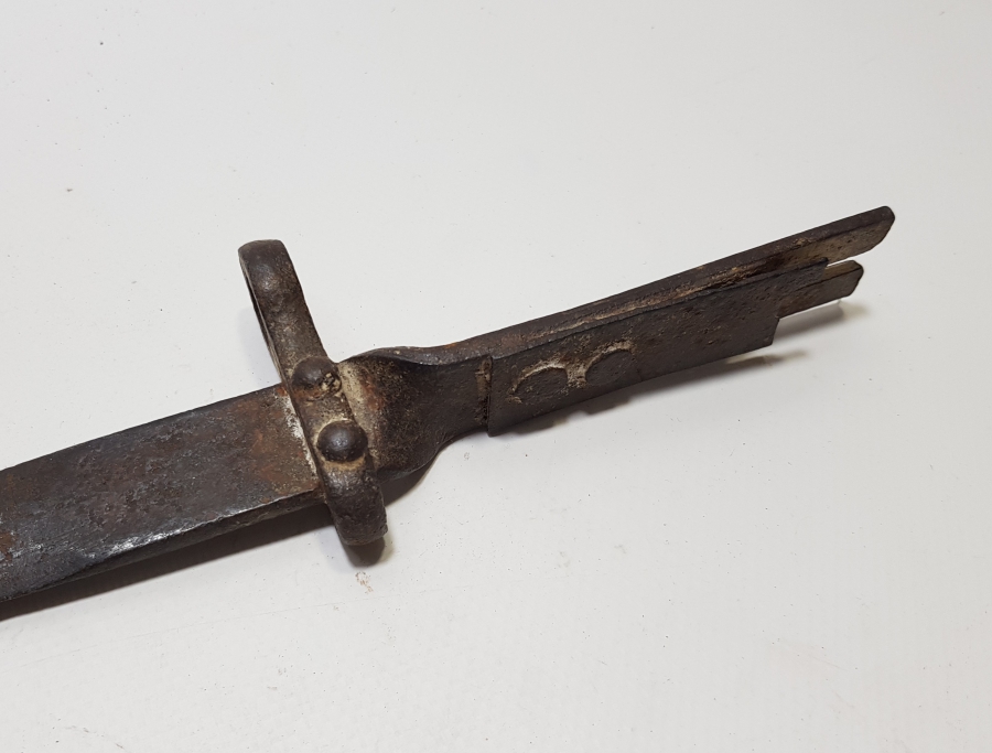 1. DÜNYA SAVAŞI DÖNEMİ NADİR FORMDA İNGİLİZ TOPÇU SÜNGÜSÜ