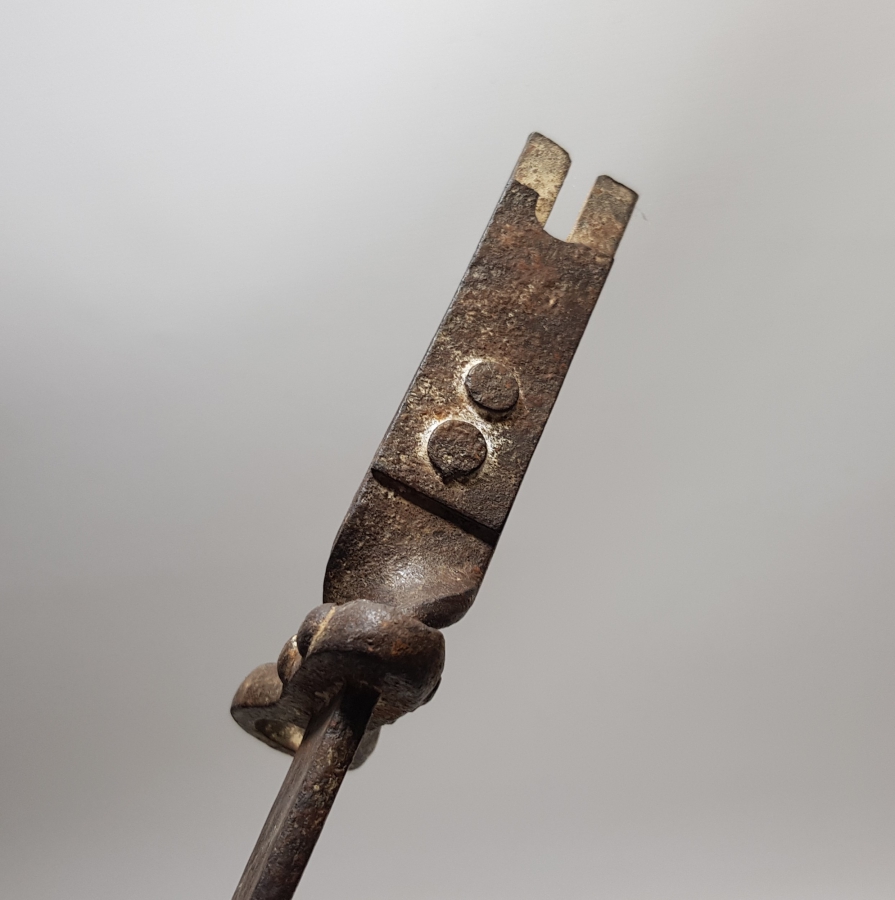 1. DÜNYA SAVAŞI DÖNEMİ NADİR FORMDA İNGİLİZ TOPÇU SÜNGÜSÜ