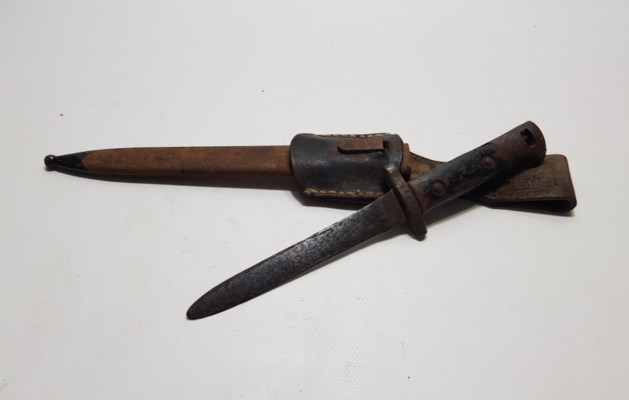 ORİJİNAL DERİ ASKI APARATIYLA 1. DÜNYA SAVAŞI DÖNEMİ OSMANLI TOPÇU SUBAY SÜNGÜSÜ