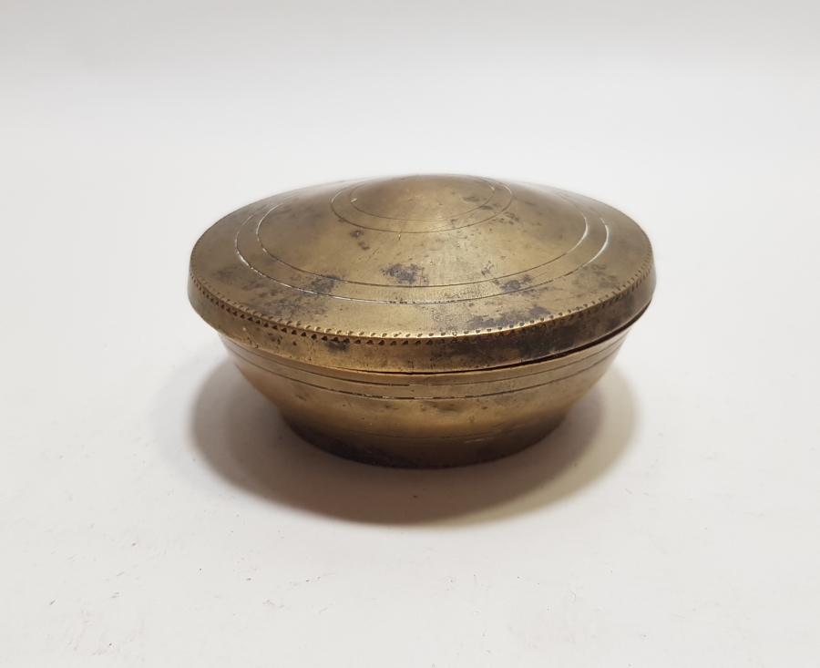 OSMANLI DÖNEMİ NADİR FORMDA SÜLEYMANİYE İŞİ KAPAKLI KINA TASI