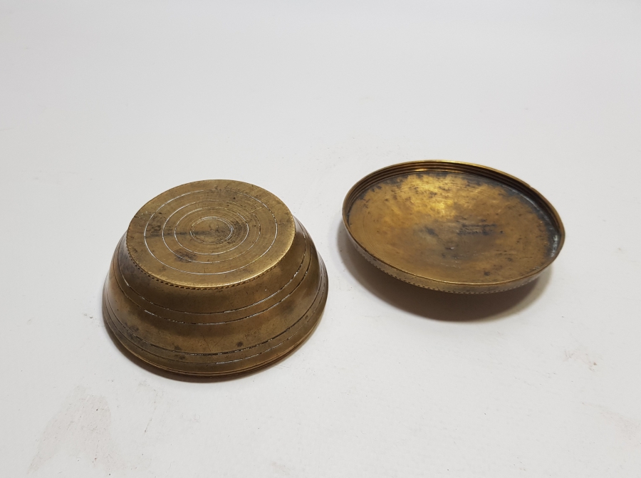 OSMANLI DÖNEMİ NADİR FORMDA SÜLEYMANİYE İŞİ KAPAKLI KINA TASI