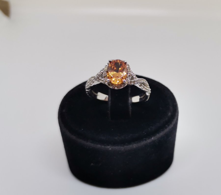 TOPAZ VE PIRLANTA TAŞLI SONSUZLUK MODELİ YÜZÜK