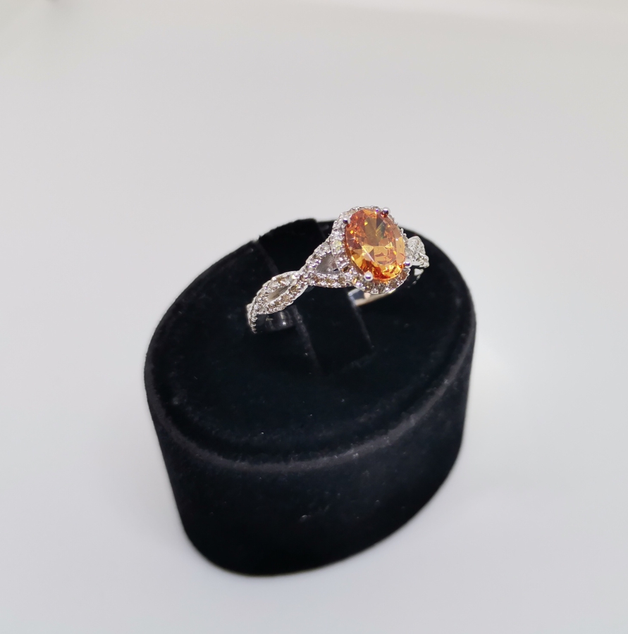 TOPAZ VE PIRLANTA TAŞLI SONSUZLUK MODELİ YÜZÜK