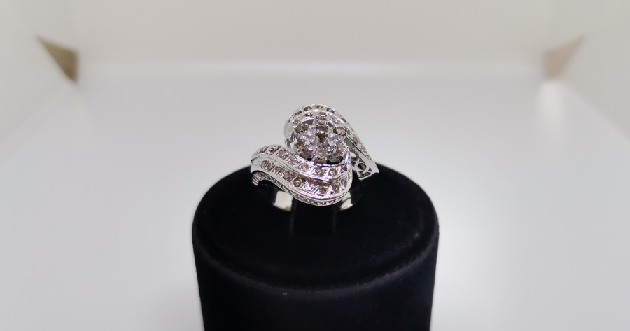 BÜYÜK SALYANGOZ MODEL PIRLANTA YÜZÜK