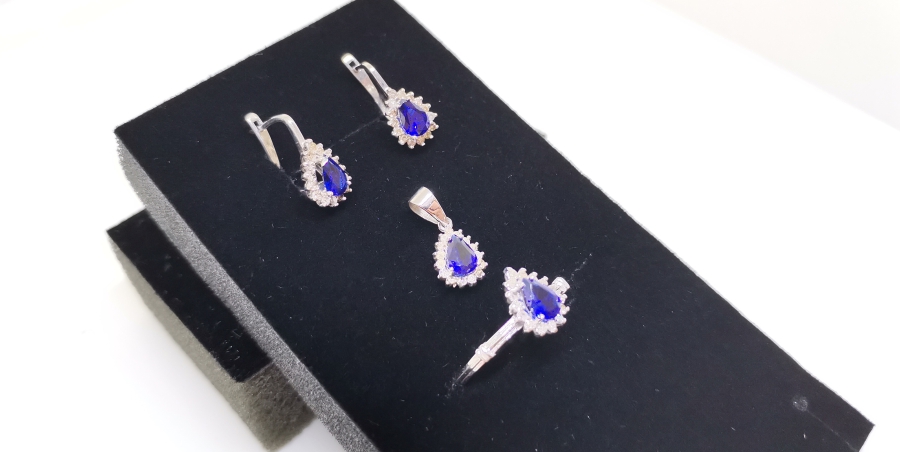 SAFİR VE PIRLANTA TAŞLI TAM TAKIM SET