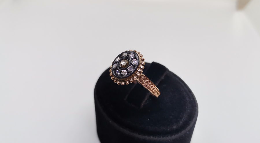 YARIM DİVANHANE MODELİ ELMAS TAŞLI YÜZÜK