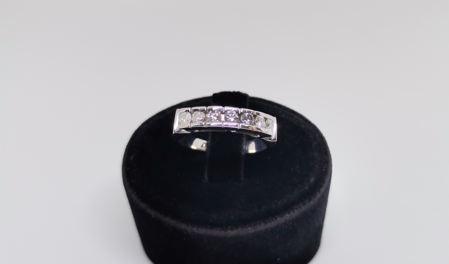 YEDİTAŞ MODEL PIRLANTA YÜZÜK