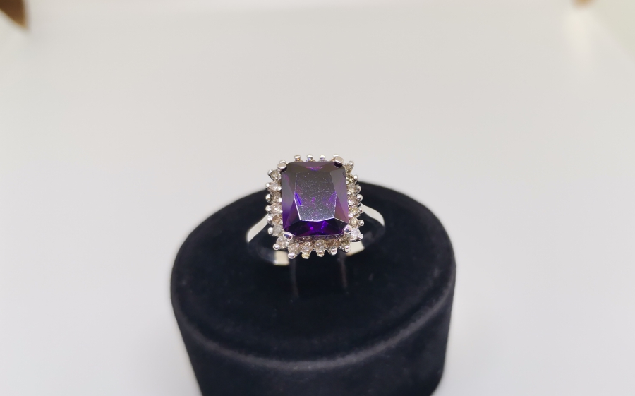 AMETİST VE PIRLANTA TAŞLI BAGET YÜZÜK