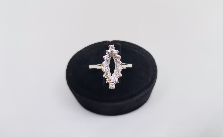 MEKİK MODELİ PIRLANTA TAŞLI YÜZÜK