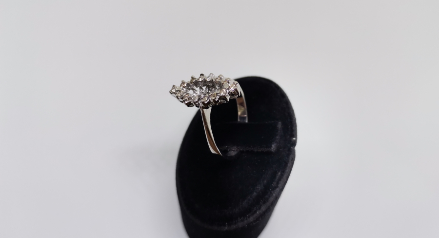 MEKİK MODELİ PIRLANTA TAŞLI YÜZÜK